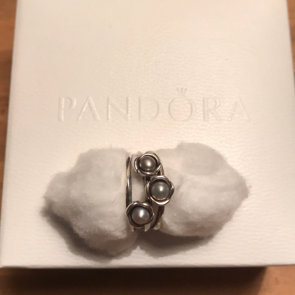 Pandora ring